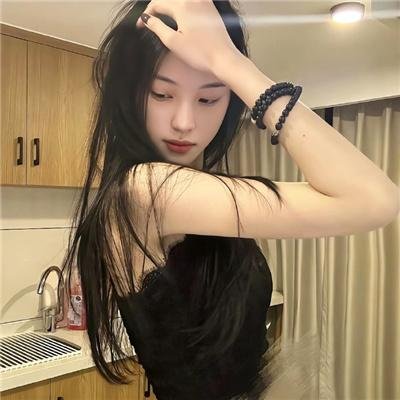 接近无限的白